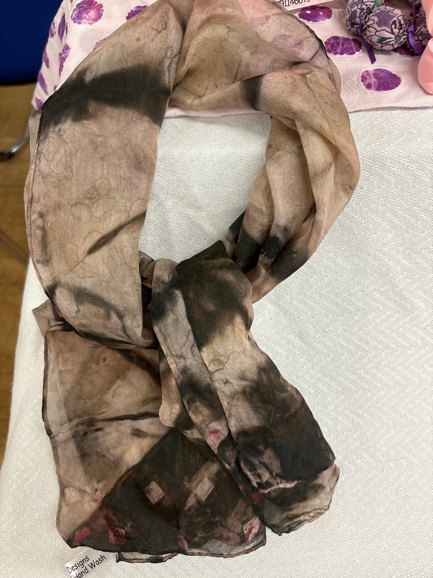 Silk scarf workshop Choose your Date and Time through the booking system