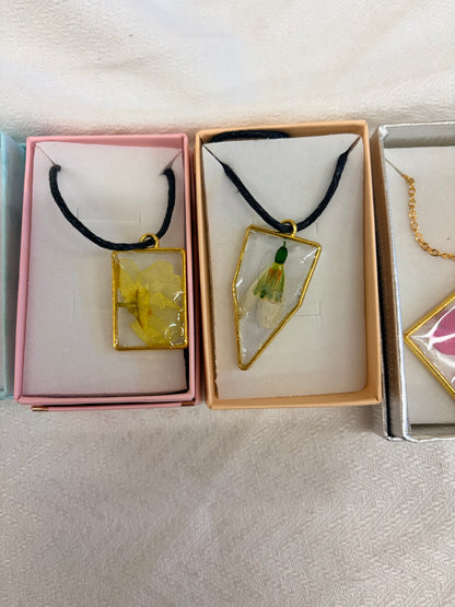 Ashes Resin Jewellery commissions Bespoke