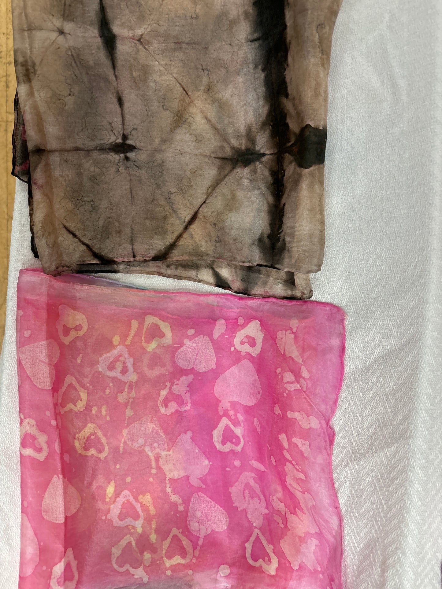 Silk scarf workshop Choose your Date and Time through the booking system