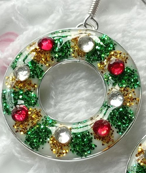 Choose Christmas Craft Wreath and Xmas decorations