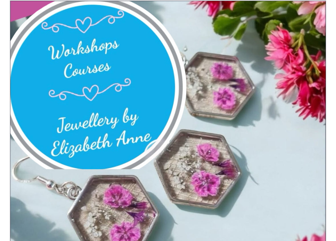 Fizz and Botanical Floral Art in Silver and Resin workshop 🍾