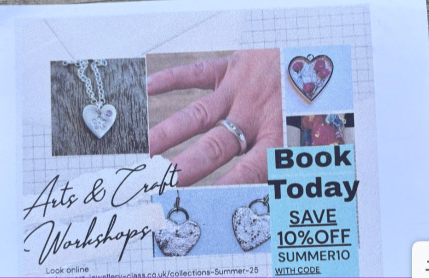 Arts and crafts Silver evening 5 wk Course starts 1st October 7pm