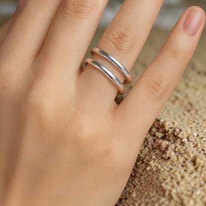 2 Silver stacking rings • Choose your date and time through BOOK SYSTEM