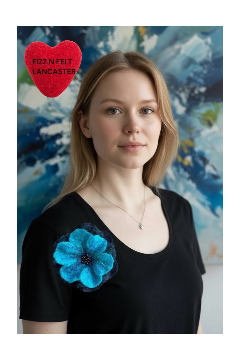 Free Fizz n Felt Beginners Create a Summer Flower Brooch or Hair Clip